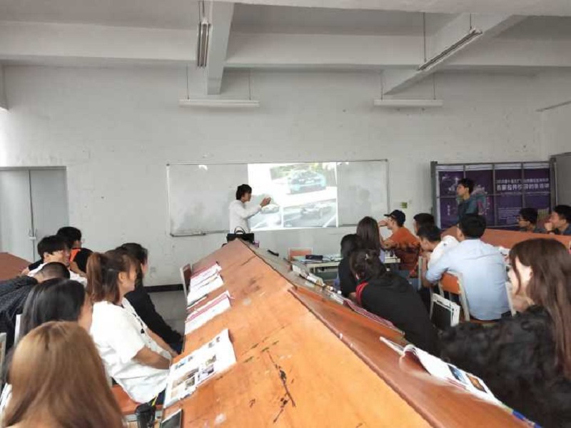 【完满班级】“show time”我的PPT我的秀——艺术传媒学院环设1603班举办展示设计PPT展演活动