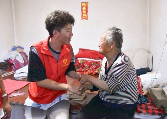 【三下乡】深入基层不放松 立根原在群众中 ——食品与环境学院“环临燕乡”乡村振兴实践团三下乡