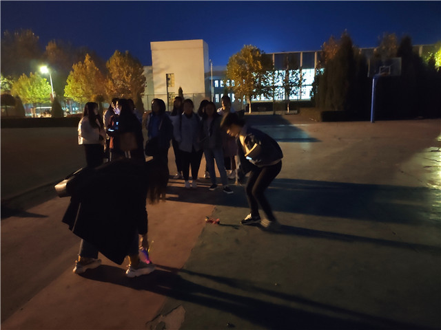 【完满班级】 健体魄亮青春——外国语言文学系英语1804班、英语1806班完满班级活动