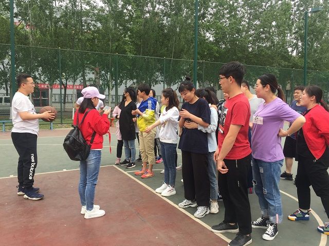 【完满班级】激情五月 阳光体育——食品与环境学院食品1802班举办完满班级活动