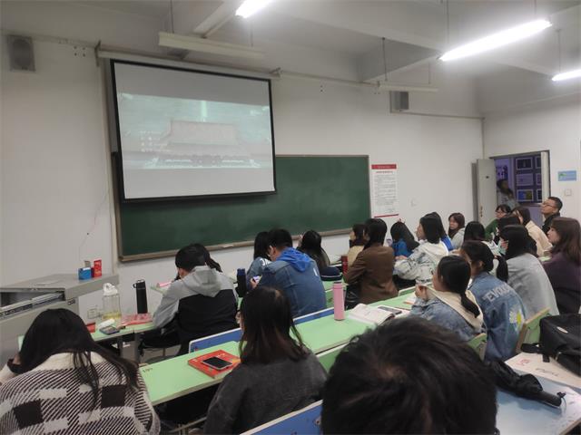 乘百舸争流之势 续华夏民族之魂——经济与管理学院金融1901班“观红色事迹,感岁月不易”观影活动