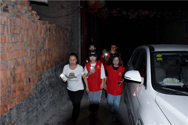 传递真情 聆听革命故事——大数据学院、信息工程学院“情系三农”实践队