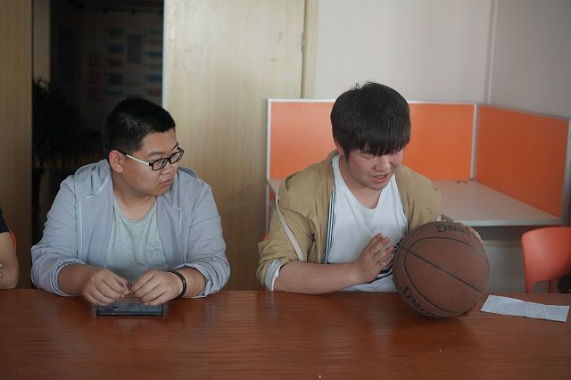 【完满班级】黑暗背后 阳光温暖——食品与环境学院动医1703班完满班级活动