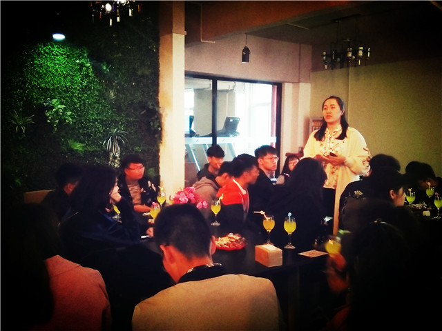 前行第136期：天空里匆忙盛开的夏天 阳光有了最繁盛的拔节