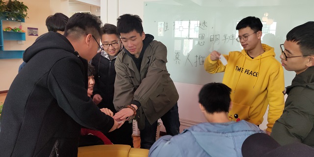 【完满班级】步入思维殿堂 开启智慧之窗——计科1803“推理之谜,审思明辨”活动