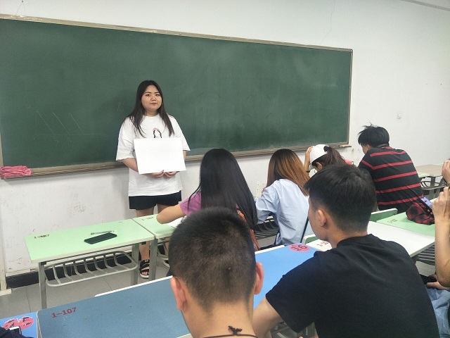 【完满班级】匠心独具 疏密相间——艺术传媒学院环设1706班完满班级活动