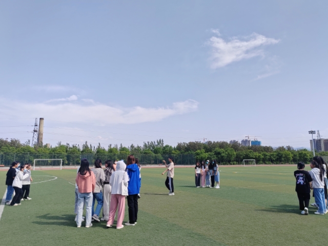【完满团支部】激情相约 快乐无限——淬炼·国际商学院财务2203班完满团支部活动