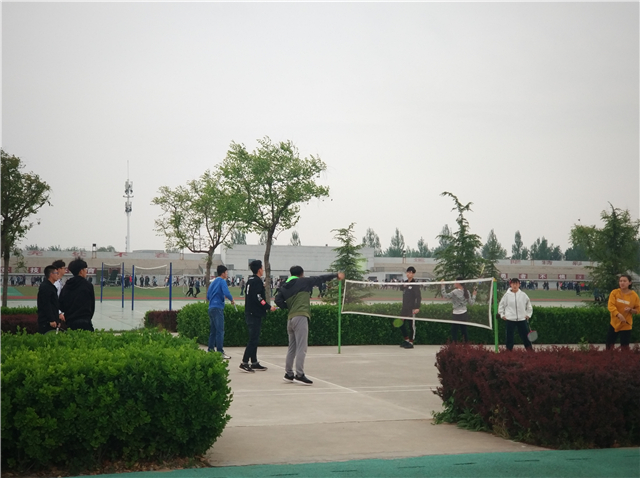 【完满班级】激情飞扬 放飞自我——淬炼商学院举办四月完满班级主题活动（三十八）