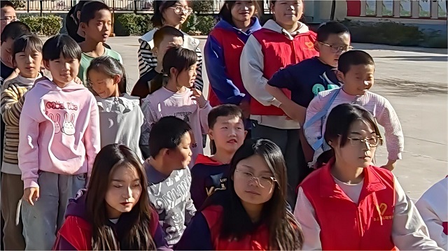 “童心童趣 乐享童年”趣味运动会——食品与环境学院筑梦支教专项服务队活动