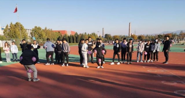 【完满班级】企鹅漫步 团队前行——软件1902班完满班级活动