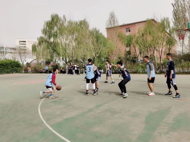 【完满团支部】沐浴春风 引爆篮球——大数据学院、信息工程学院网工2207班、物联2207班完满团支部活动