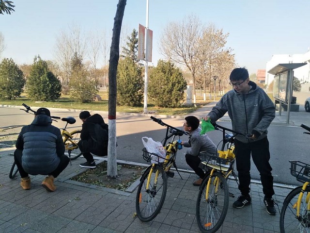 【完满班级】大爱无私 公益同行——计科1802班“共享单车 共享温暖”活动