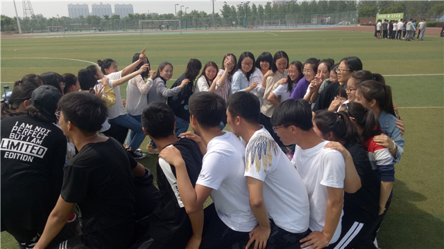 【完满班级】敞开心扉 你我同行——淬炼商学院五月完满班级主题活动(九)