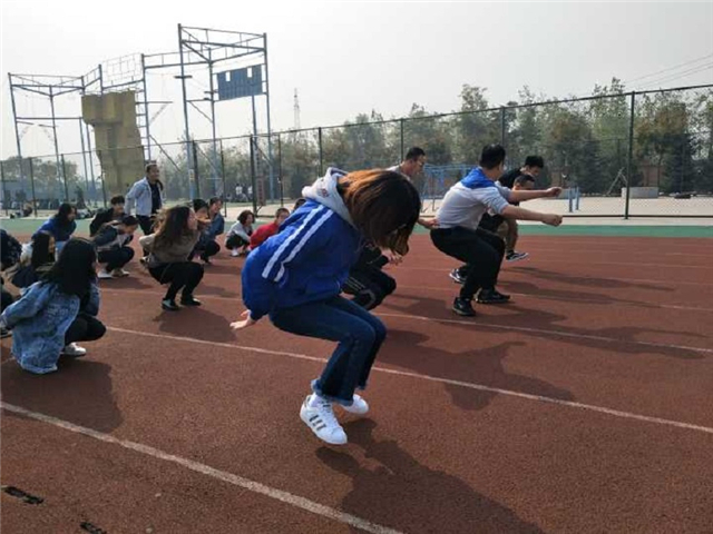 【完满班级】青春岁月 趁年华奋进——淬炼商学院十月完满班级主题活动(十一)