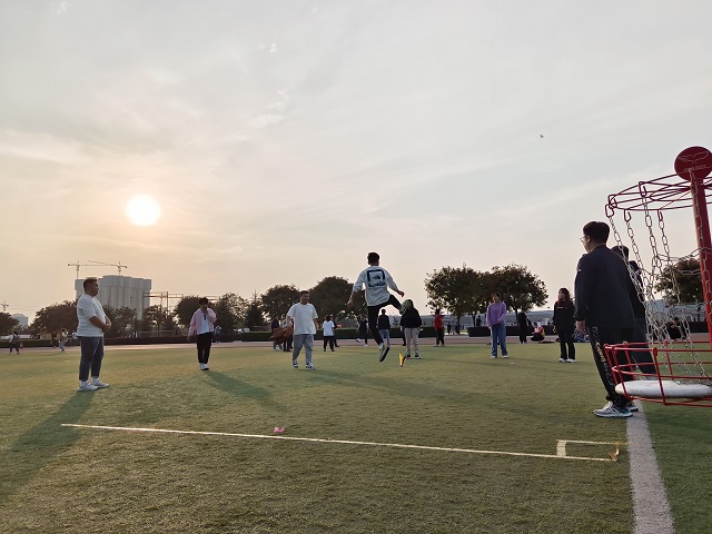 【完满班级】趣味活动 室外放飞——智能工程学院电子2203班完满班级活动