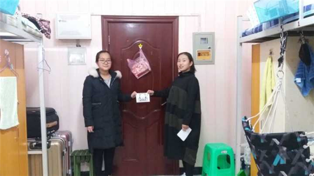 【前行】第77期:一滴水 疾渴人的支柱 一度电 黑暗夜的希望