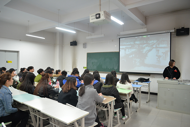 【完满班级】艺术传媒系举行2016级“弘扬雷锋精神”完满班级活动