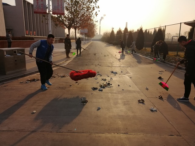 【完满班级】落叶归我 爱归你——计科1802班留下“真 善 美”活动