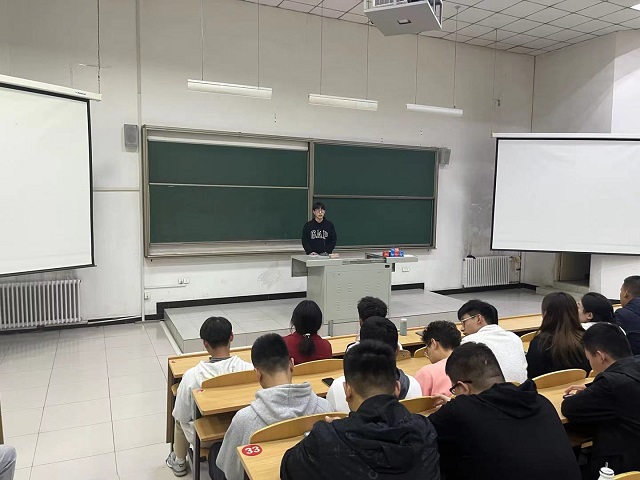 【辅导员说完满】唯有信念 方能搏击风浪 成就人生——大数据学院、信息工程学院21级辅导员说完满