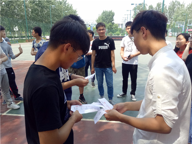 【完满班级】心中有梦 便可成真 ——智能工程学院机制1601班举办“你演我猜”完满班级活动