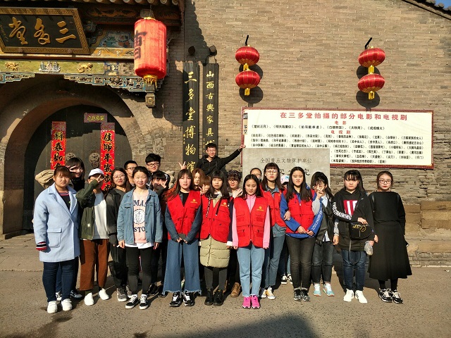 来自不同队伍 我们共同奉献——淬炼商学院专项志愿者服务队开展专项活动