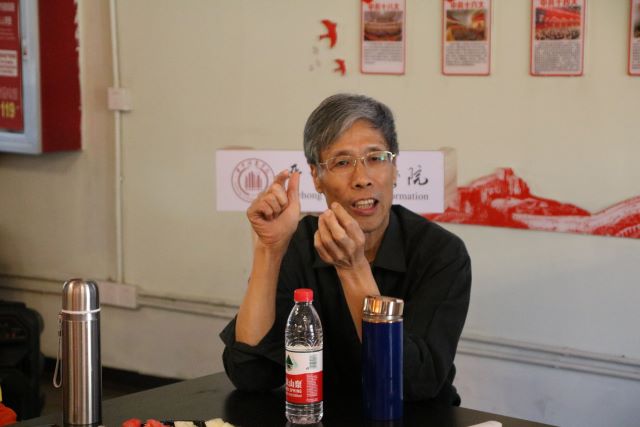 家校共建 携手共行——智能工程学院“家长开放日”活动搭建家长与孩子之间的桥梁