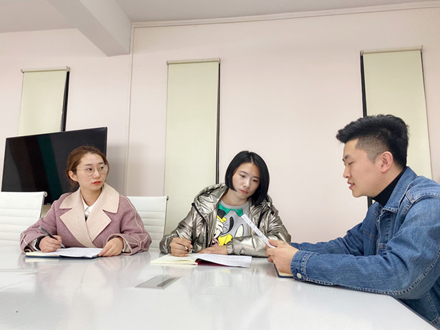 完满教育各单位相继开展集团战略重温学习活动