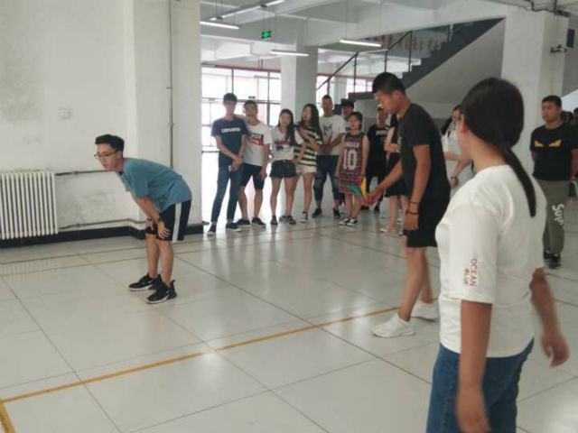 【完满班级】聆听青春 唱响完满——淬炼商学院五月完满班级主题活动（三十四）