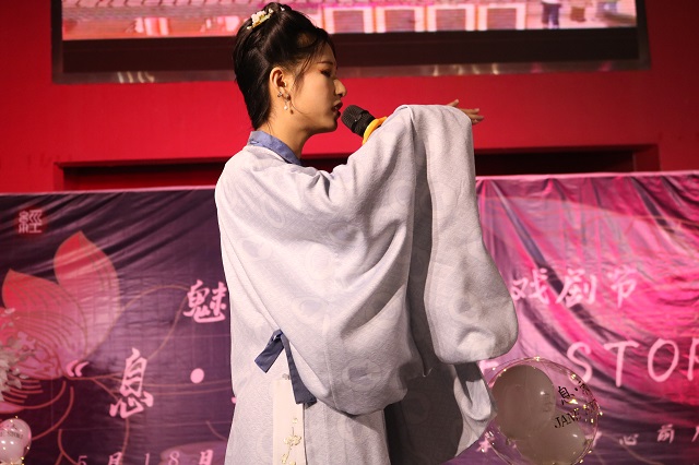 【戏剧节】玩 我们是认真的！——第九届“魅夜乌马河”校园戏剧节“‘息·未’JANE STORY”专场活动