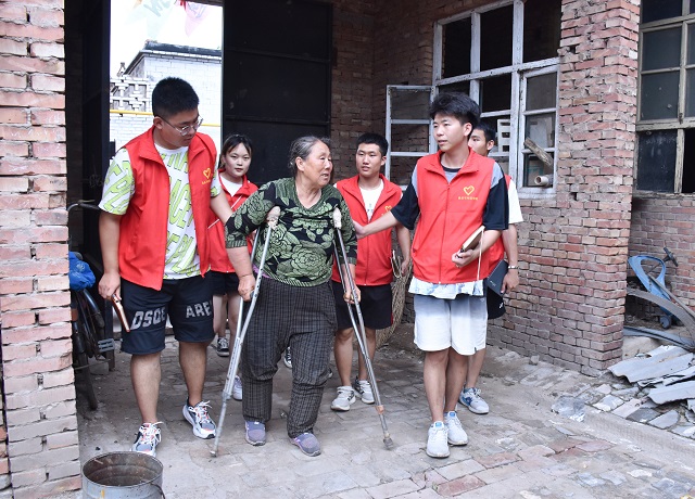 【三下乡】深入基层不放松 立根原在群众中 ——食品与环境学院“环临燕乡”乡村振兴实践团三下乡