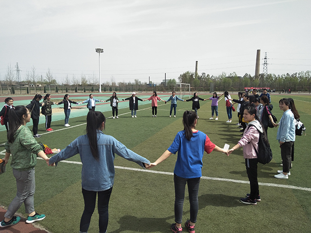 【完满班级】运动你我 增强体魄——外语系举办4月完满班级活动