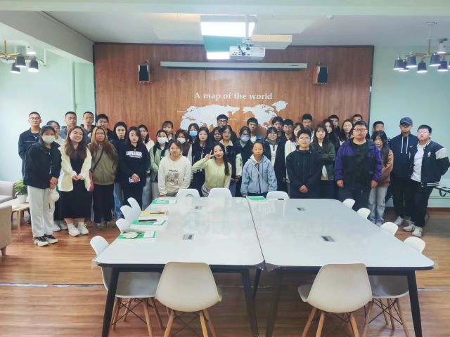 【完满团支部】读书点亮生活 书香浸润人生——食品与环境学院园林2303班完满团支部活动