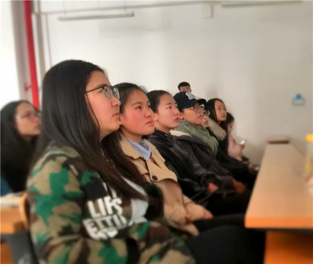 【完满班级】心随“影”动 热血青春——淬炼商学院举办“善”行青春主题活动（三十六）