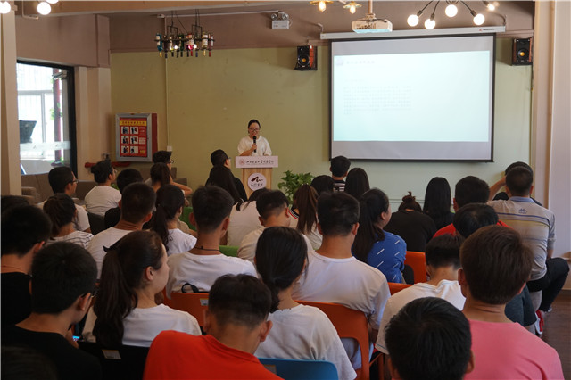 学长计划第532期:这一刻 让跳动的旋律吹起扬帆的号角——大数据学院、信息工程学院举办第七十五期“学长计划 导航人生”