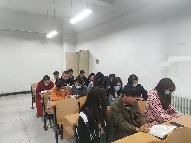【完满团支部】品读大咖精神 感悟哲理人生——食品与环境学院食安2002班完满团支部活动