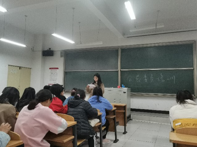 【志愿快讯·培训】缤纷五月 志愿与你共享