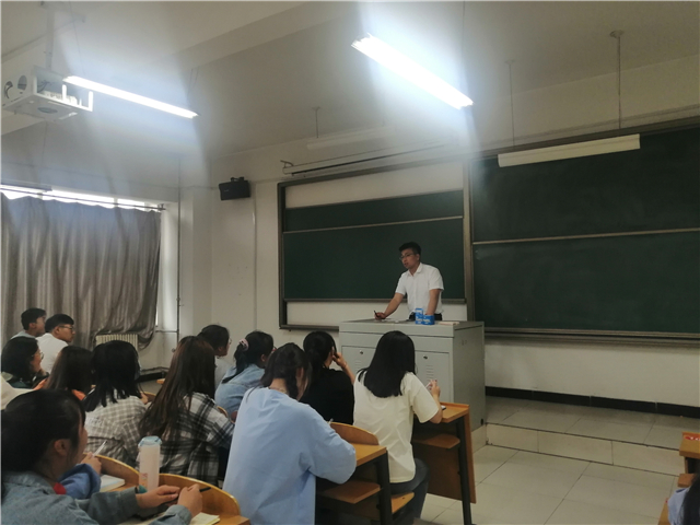 【志愿快讯·培训】缤纷五月 志愿与你共享