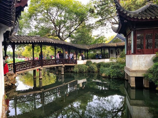 【完满班级】“探城市足迹 感秋之魅力”风景采风摄影展——艺术传媒学院环设1705完满班级活动