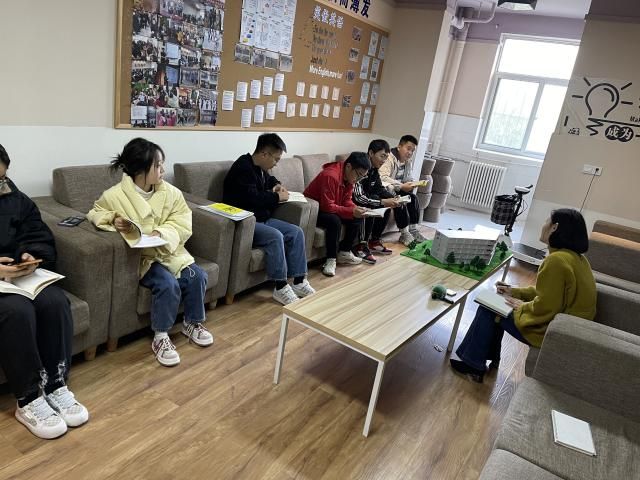 【辅导员说完满】精准帮扶促就业 共建就业新桥梁——食品与环境学院19级、21级辅导员说完满活动