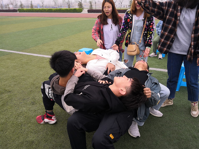 【完满班级】追逐阳光 享受运动——物联1801班举办完满班级活动