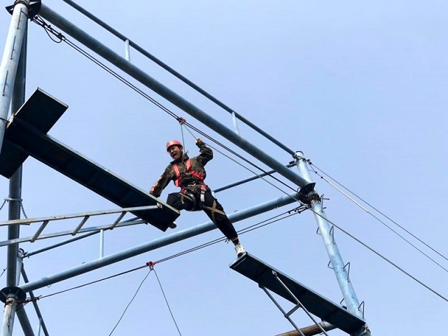 【完满班级】体验素质拓展 感受别样人生——远景1701倾全力提升班级凝聚力