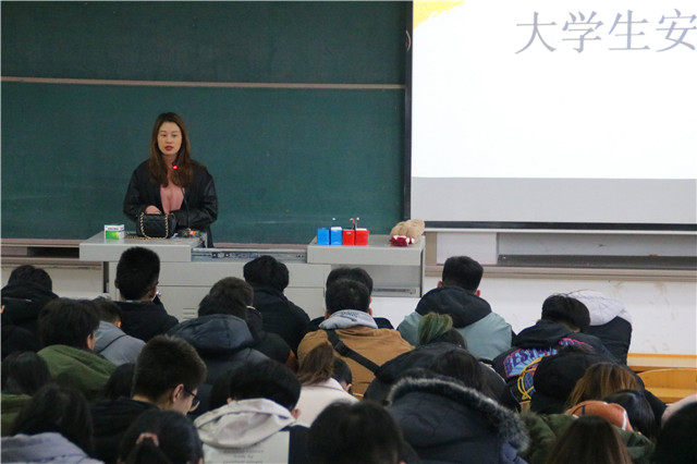 【辅导员说完满】诚信 安全 伴我行——智能工程学院17级辅导员说完满活动