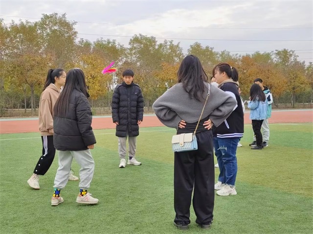 【完满班级】青春在奔跑中张扬 汗水在成长中挥洒——淬炼·国际商学院资产2201班完满班级活动