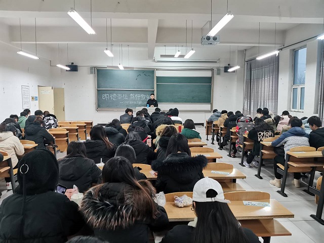 弘扬宪法精神 食品与环境学院开展2019年“宪法宣传周”系列活动