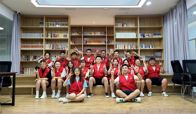 【三下乡】留义义在心中 公益益为群众——淬炼商学院青年益行国情观察实践团