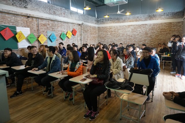 槽点吐满青春 欢笑引以为潮——信工系第一届“吐槽”大会