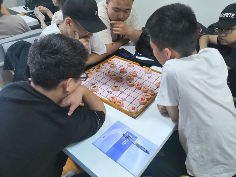 【完满班级】以棋牌会友 共享旧时光——智能工程学院18级完满班级活动锦集(一百二十八)