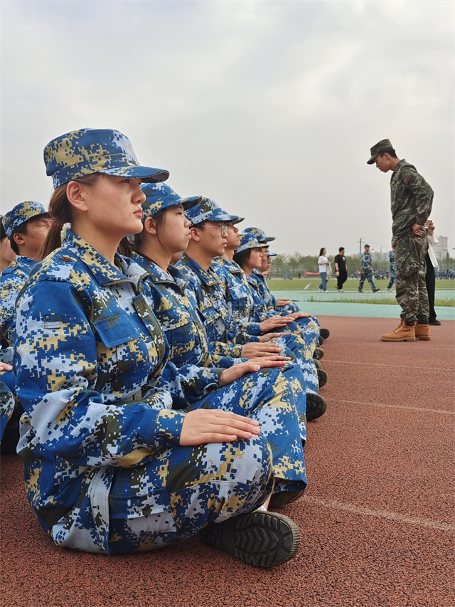 学长计划第1072期:追风迷彩 春之向往——学长计划第171期之听退伍学长讲述军营那些事儿