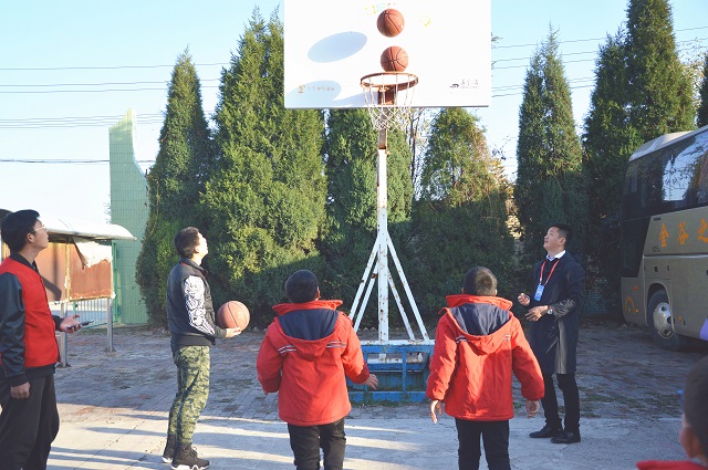 志愿角第2期：激情飞扬显风采 趣味运动创和谐