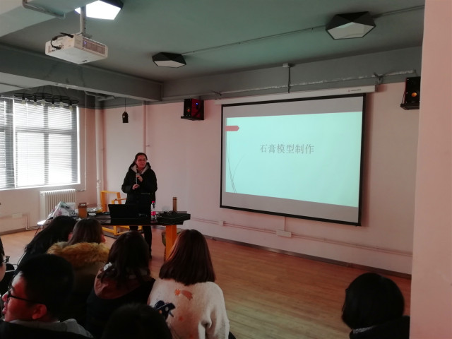 膏塑于心 铭刻时光——智能工程学院第三届石膏雕塑之石膏大讲堂